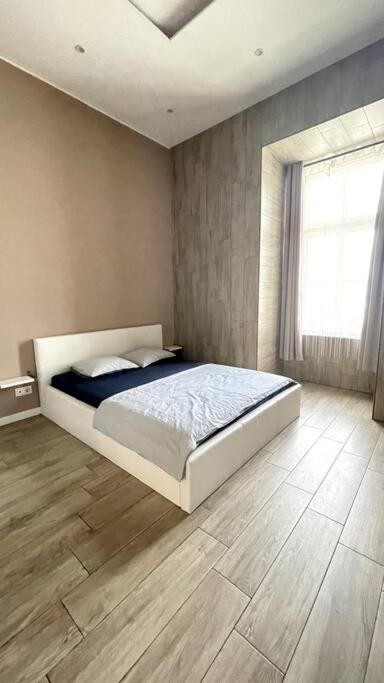 Renovated And Spacious Two-Bedroom Condo In Budapeste Exterior foto